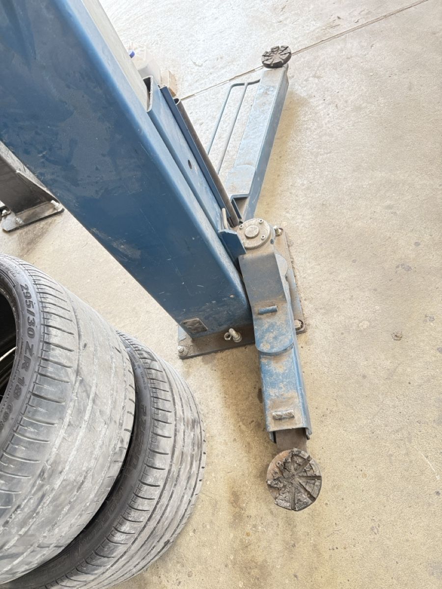 Sonstiges Fahrzeugzubehör: autolift nussbaum – Gebraucht aus Tschugg von polog41 5