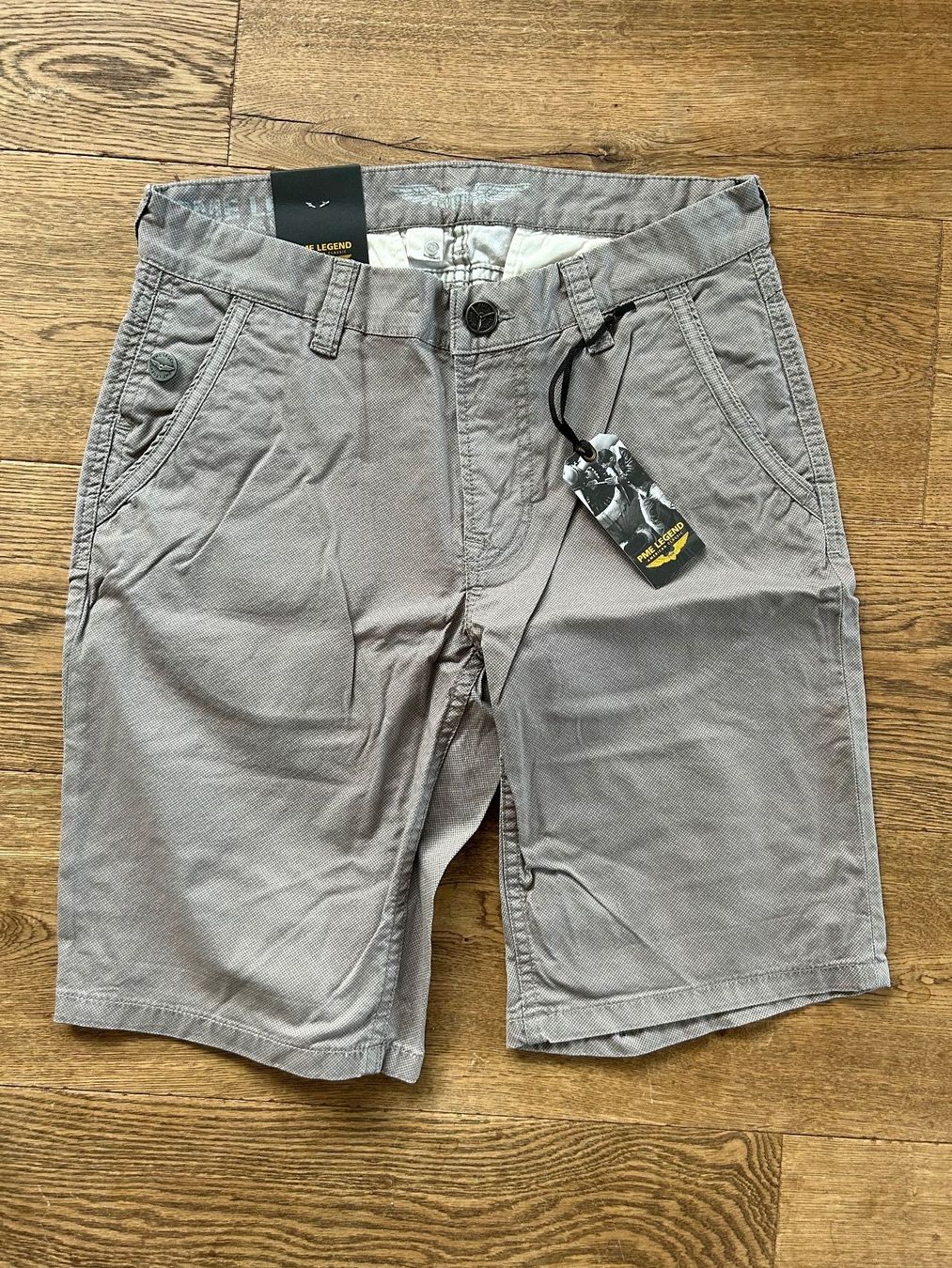 Pantaloni: Hose, Shorts, PME //NEU// 28 – Nuovo (secondo la descrizione) da Stettfurt venduto da outlet72