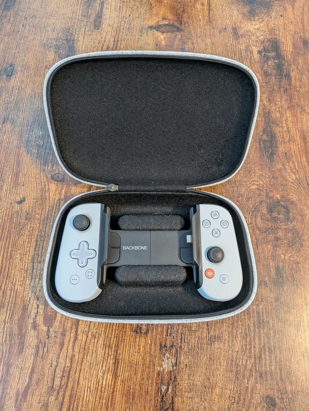 Controller: Backbone ONE USB-C Edition Playstation + Carrying Case – Usato da Neuchâtel venduto da tontonben 2