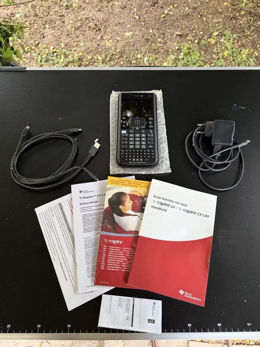 Texas Instruments Calcolatrici tascabili: Taschenrechner Texas Instruments – Usato da Oberwil BL venduto da LiviaS01