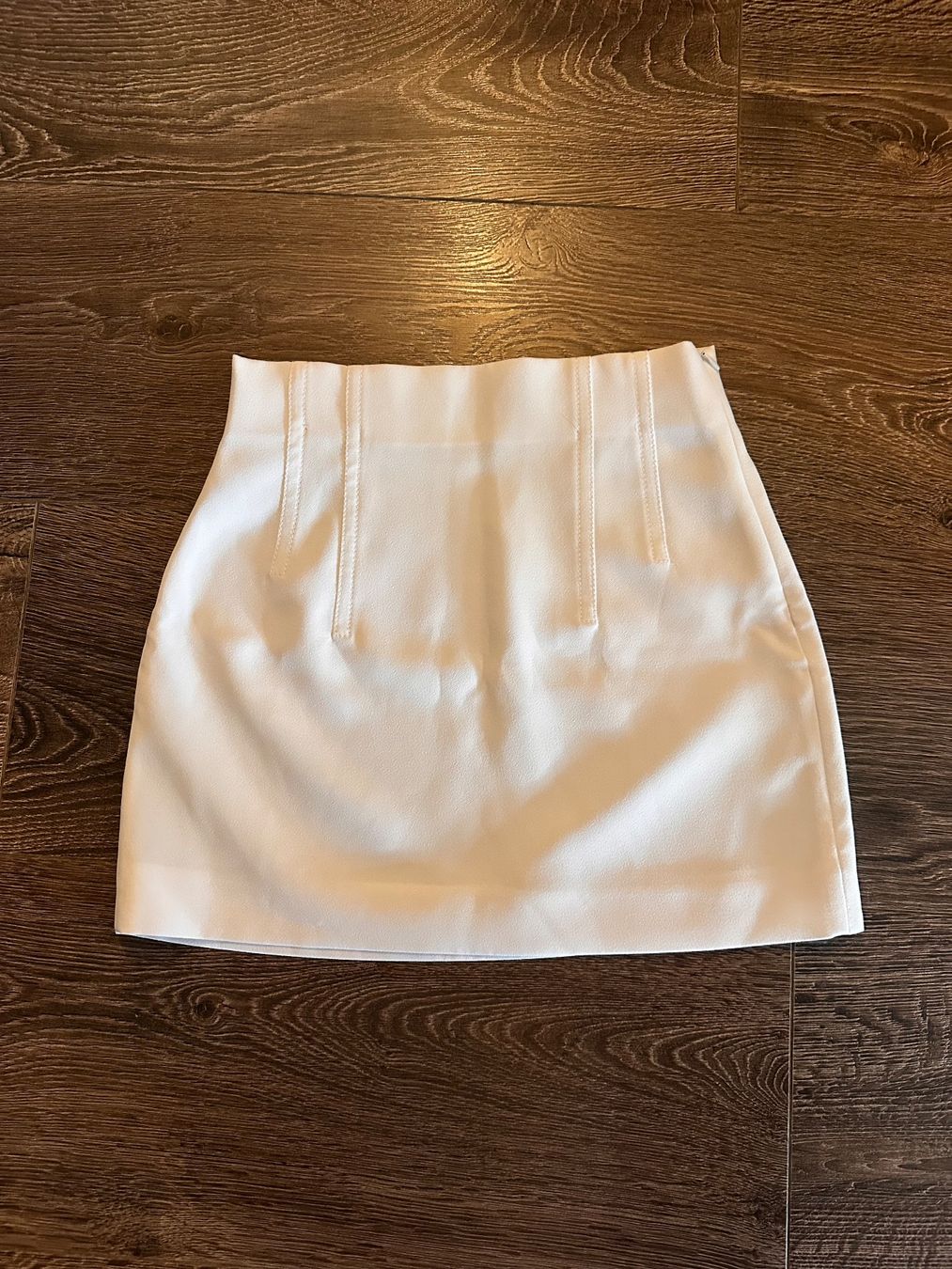 Zara Gonne: Zara Rock weiss XS – Usato da Dübendorf venduto da bol_h67v