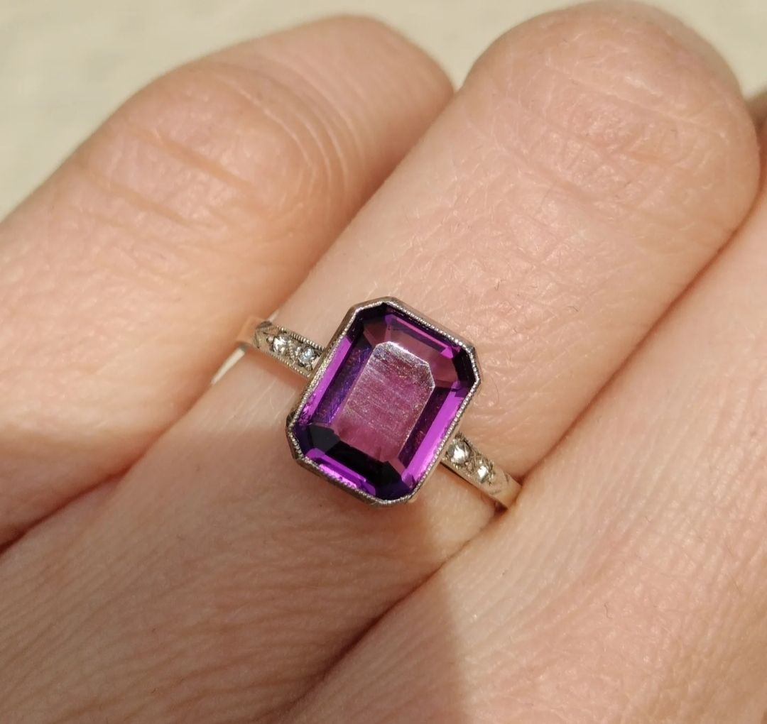Anelli: Antiker Ring Amethyst Paste Gold 9ct 333 – Usato da schwyz venduto da larry91sz 9