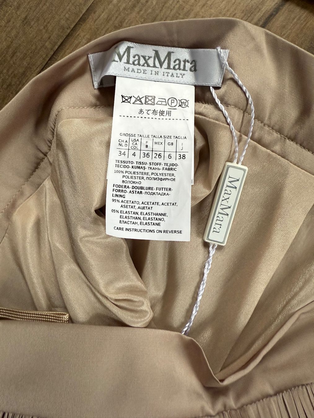 Max Mara Gonne: Plissee Rock Max Mara 34 – Nuovo (secondo la descrizione) da Brugg AG venduto da Simone28 1