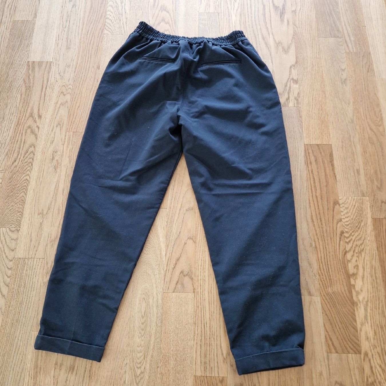 Pantaloni: Pull&Bear Stoffhose, Grösse M, Dunkelblau - chique – Usato da Nendeln venduto da Zopfie_ 3