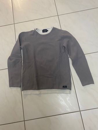 Grauer Pullover, Top Zustand, ideal für den Herbst!