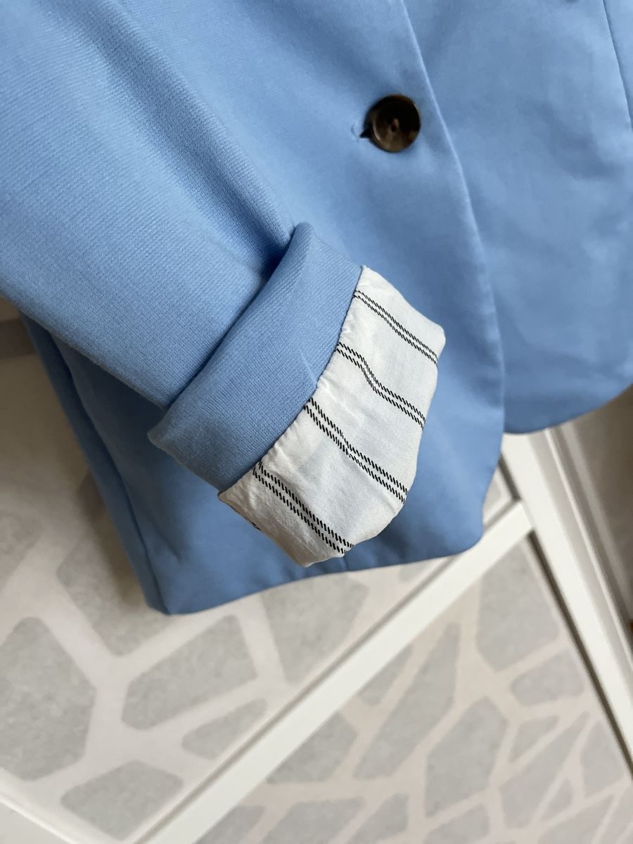 Stradivarius Giacche: Bequemer Stradivarius Blazer in hellblau – Usato da Zürich venduto da sheijla 6