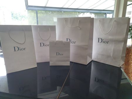 5 Dior Einkaufstaschen