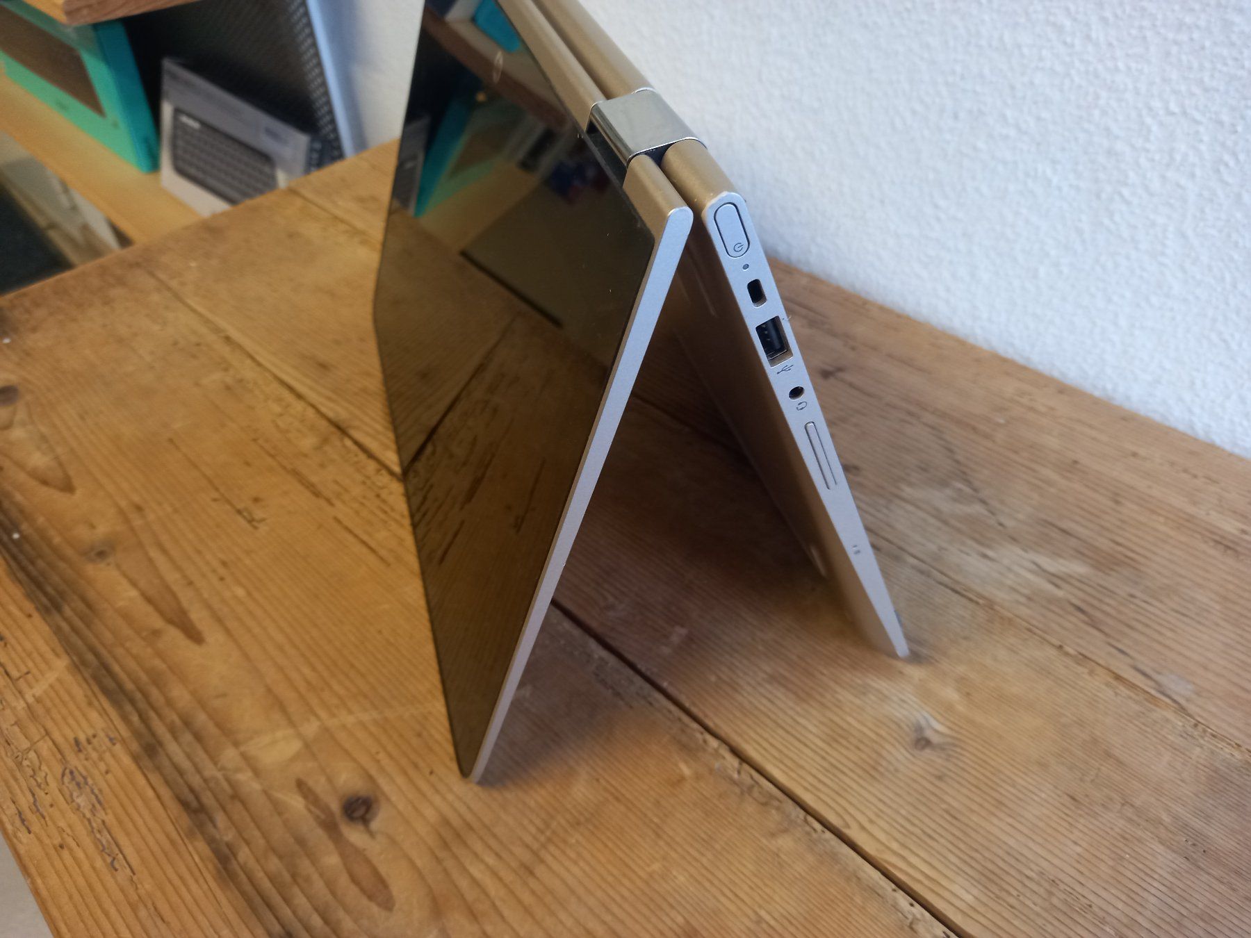 Hewlett Packard Notebook: HP Pavillon X360  11-u021NZ – Difettoso da Romont FR venduto da ventecomp 3