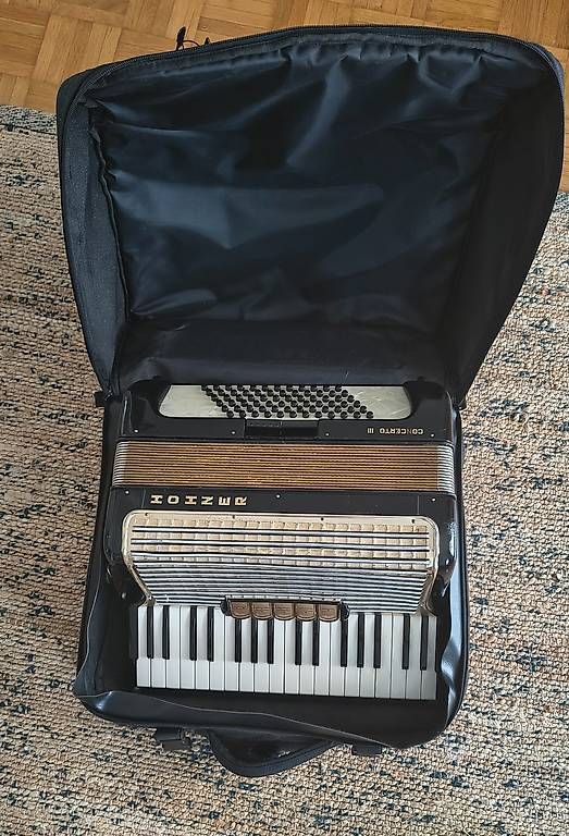 Strumenti musicali: Hohner Concerto III Akkordeon – Usato da Dietikon venduto da Pann1 4