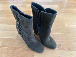 Neuwertige Guess Stiefeletten braun Grösse 37