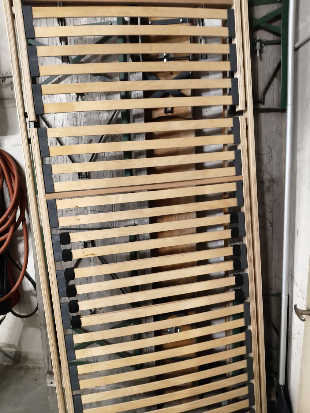 Reti a doghe: Lattenrost 90x200 – Usato da Oberengstringen venduto da Germii