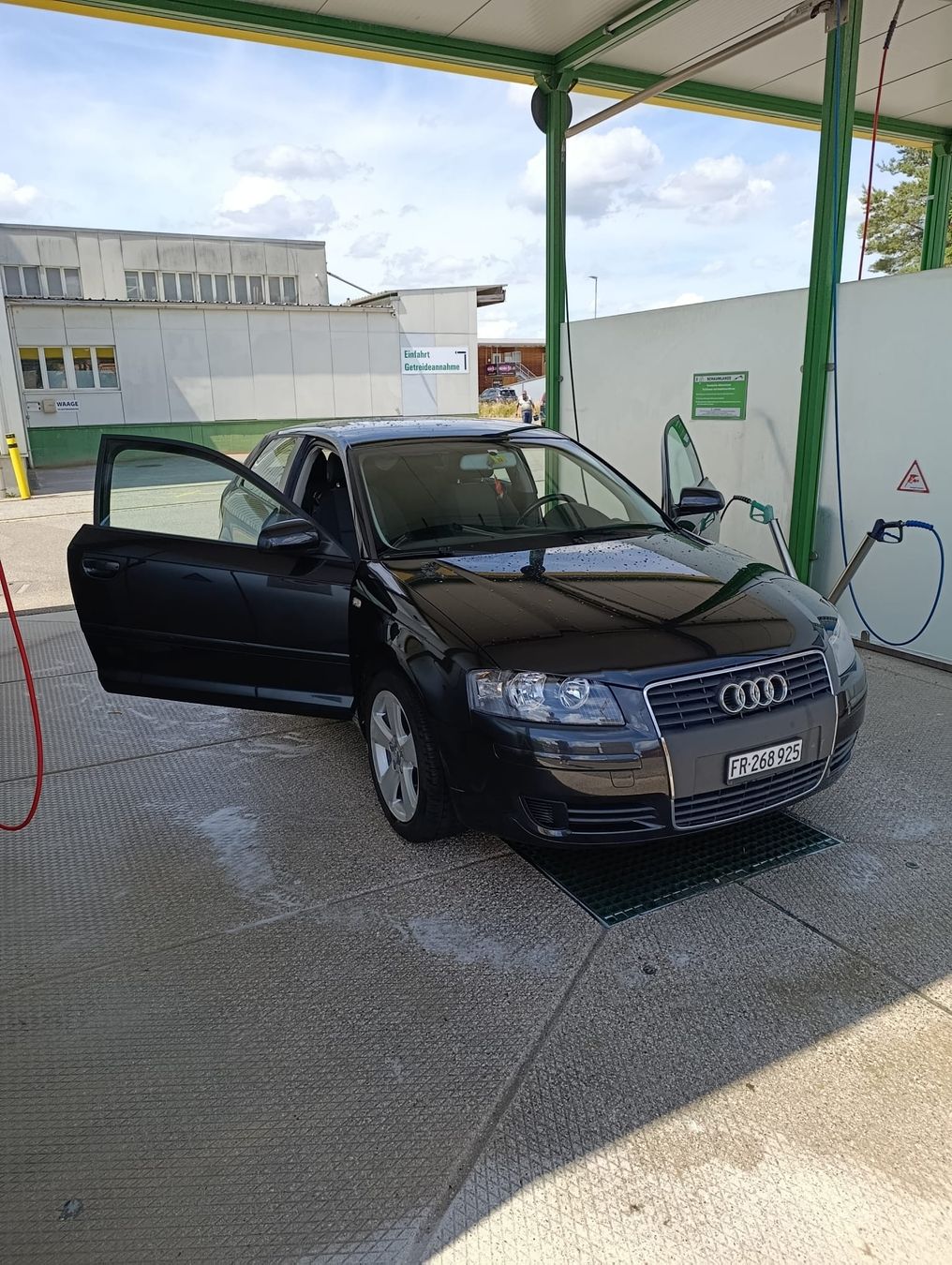 Audi Autos: Audi A3 Sporte 1.6  – D'occasion à Fribourg par mal_8zjh