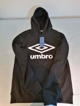 Schwarzer Umbro hoodie