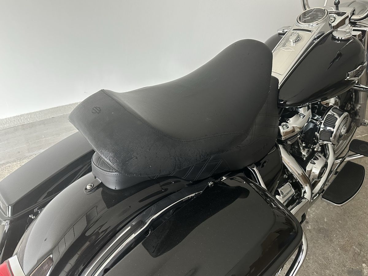 Harley-Davidson Tutti i ricambio per moto: Harley-Davidson Original Einzelsitz  – Usato da Berg SG venduto da dze_96pr