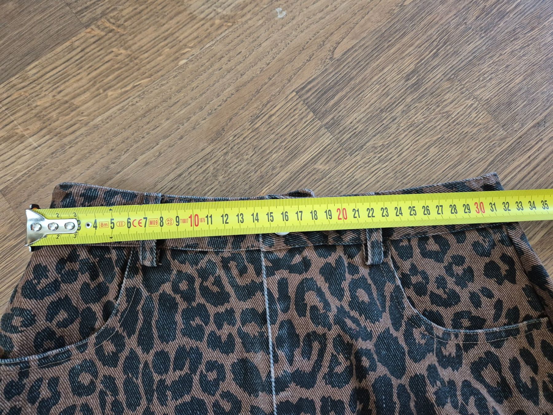 Gonne: Leopard print jeans mini skirt size 36 – Nuovo (secondo la descrizione) da Zürich venduto da monadiederich 2