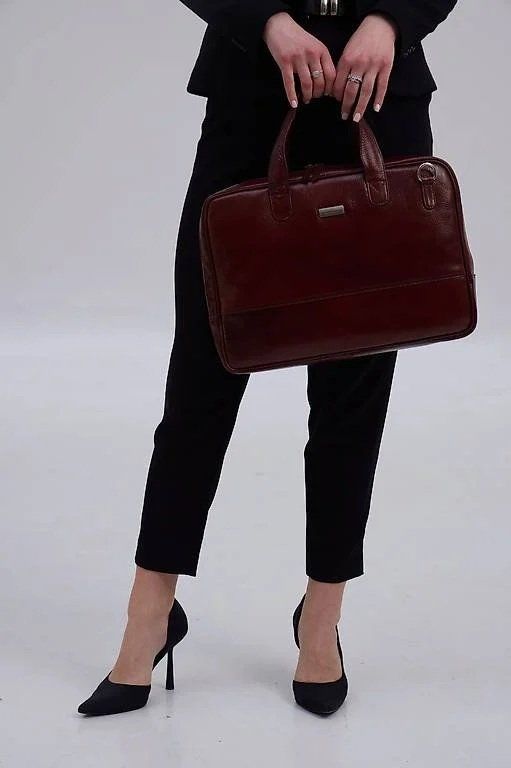 Koffer & Taschen: Laptoptasche Leder, unisex in Bordeaux – Neu und originalverpackt aus Bözberg von sojana 2