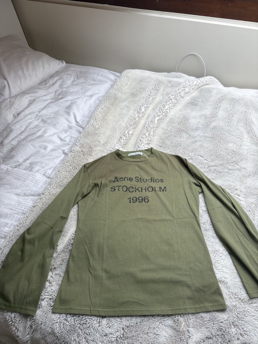 Acne Studios Maglioni & Felpe: long sleeve Acne Studios – Nuovo e nell'imballaggio originale da Le Grand-Saconnex venduto da c7w_ngx7 4