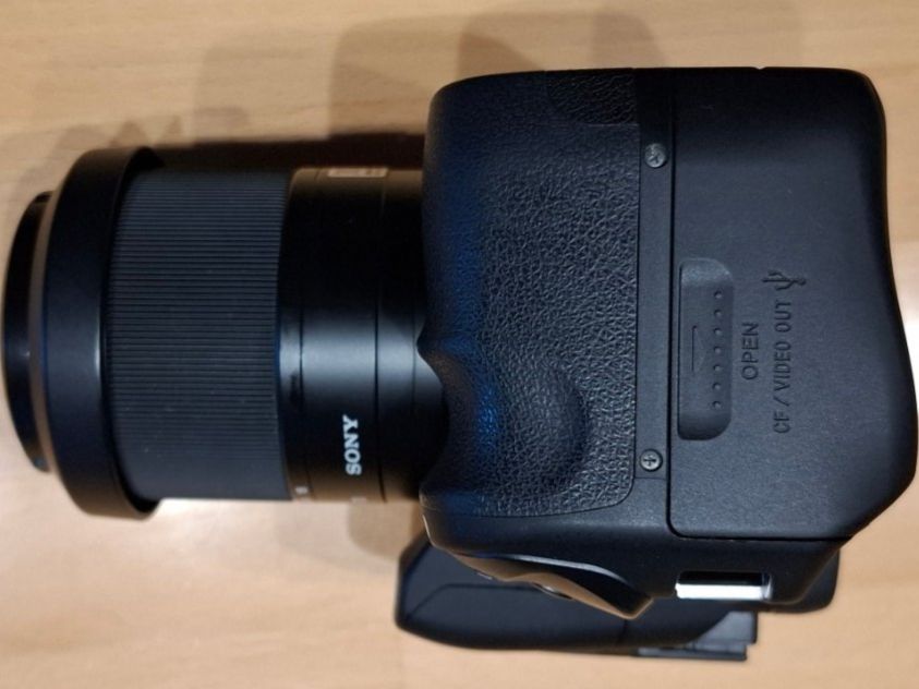 Sony Fotocamera: Sony Alpha 200 Digitalkammera mit zubehör – Usato da Ebikon venduto da Dubi1 5