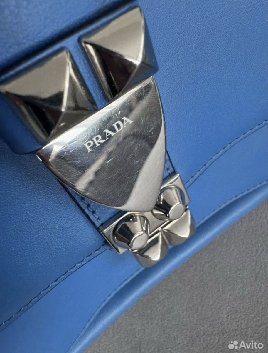Prada Borse: Prada Electra Bag with Studs – Usato da Arni AG venduto da LunaMeadow 4