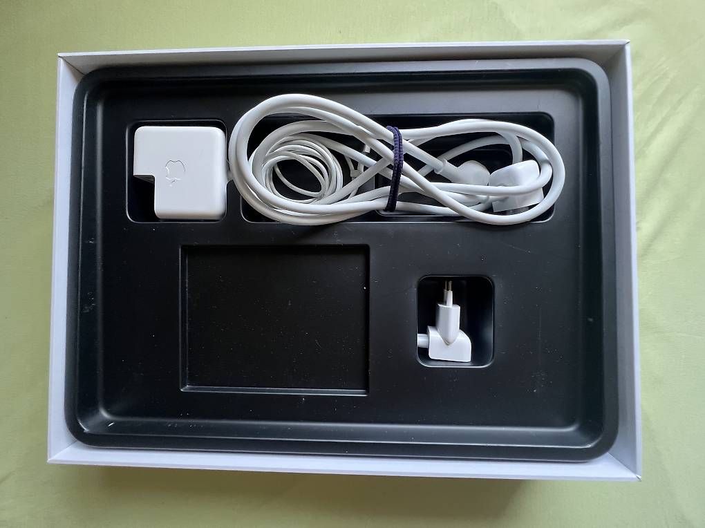 Apple Notebook: MacBook Air Laptop silber mit Originalverpackung – Usato da Fehren venduto da ronjq89 3