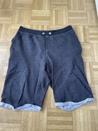 Coole Sommer-Shorts / Sport-Shorts, Grösse XXL, Top Zustand!