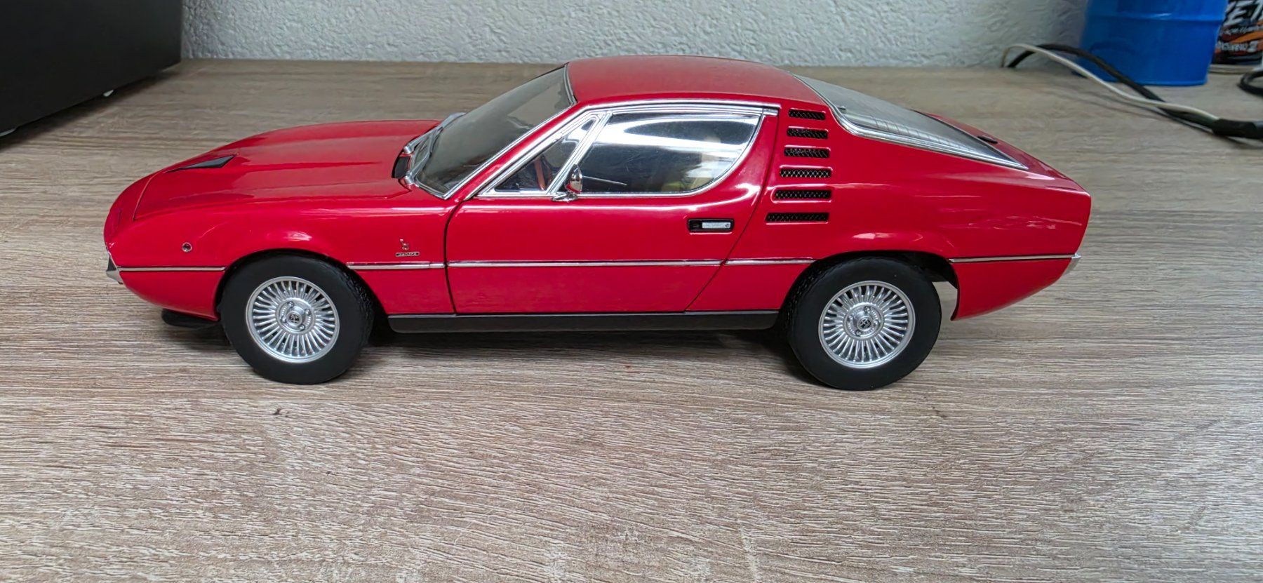 Autoart Modellini d'auto: Alfa Romeo Montreal Autoart – Nuovo e nell'imballaggio originale da Bellikon venduto da Kekko11 1