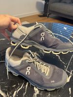 ON Men's Cloudsurfer Running Shoe size 43