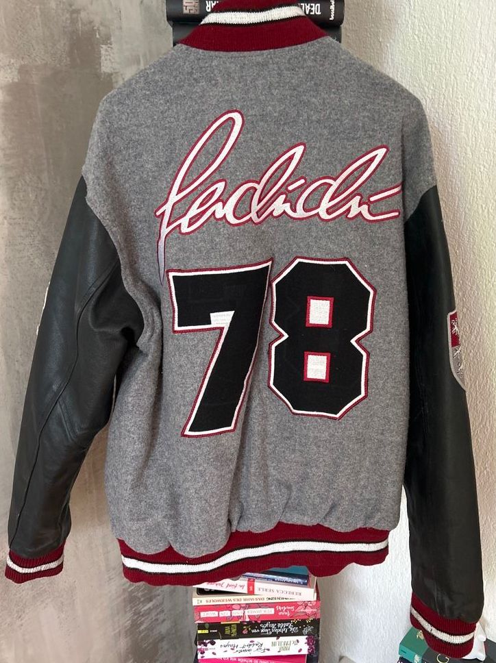 Giacche: Vintage Y2K College Baseball Jacke – Usato da Solothurn venduto da MattoLoco