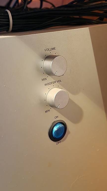 Heimkino: Dolby 5.1-Soundsystem / Subwoofer / Lautsprecher – Gebraucht aus Magliaso von Smiles83 3