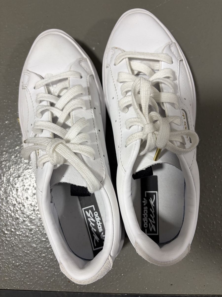 Adidas Scarpe da donna: Weisse Adidas Sneaker, Modell Sleek W – Nuovo (secondo la descrizione) da Lauperswil venduto da LaGerber 2