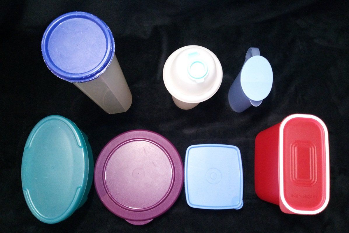 Tupperware Contenitori & Simili: TUPPERWARE Set - 7-teilig - Vorratsdosen, Shaker, Messbecher – Usato da Werdenberg venduto da EXA-Secondhand 1