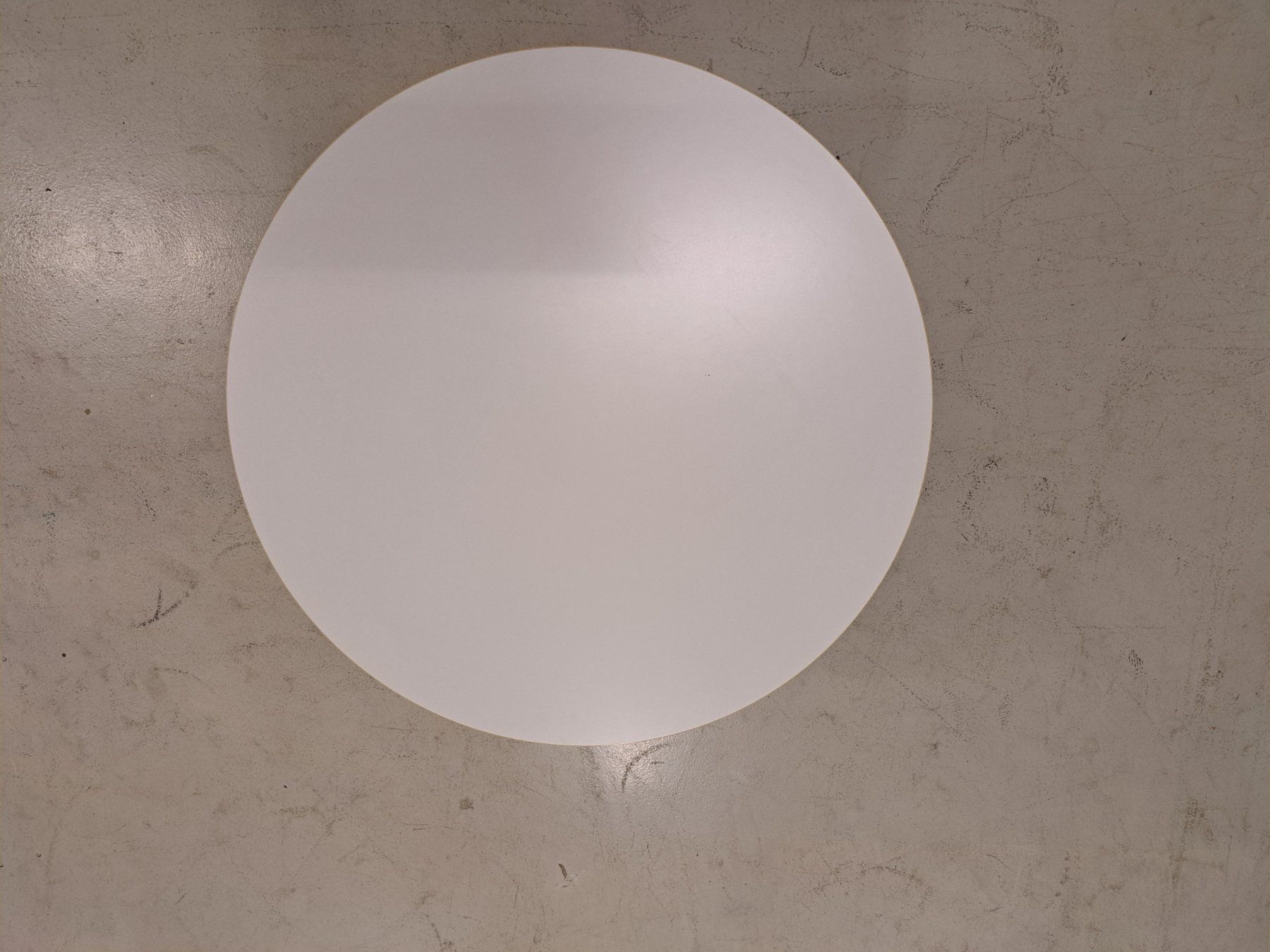 Lista Tische: Bürotisch Lista Farbe grau – Gebraucht aus Embrach von lichttechnik 1