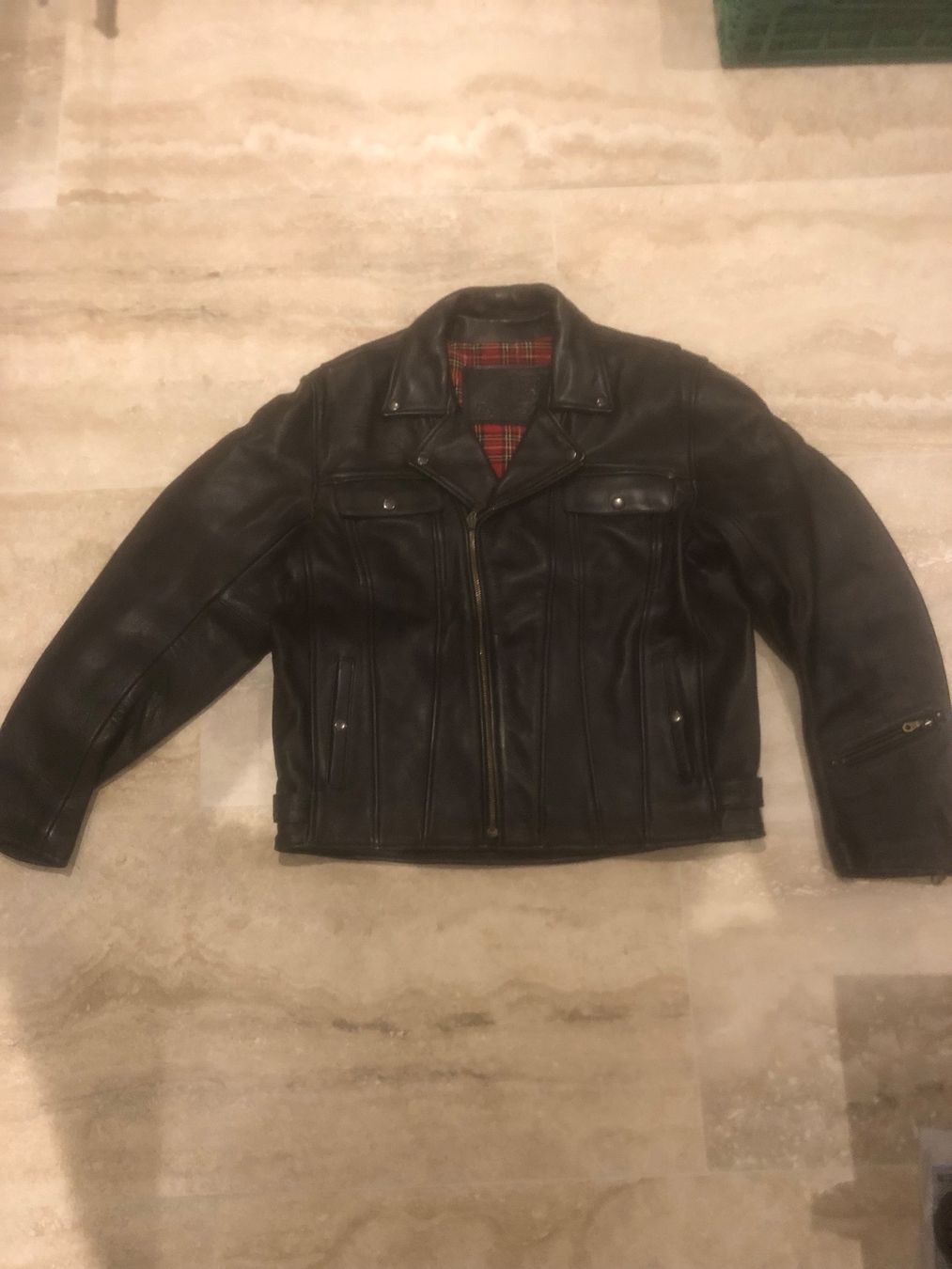 Giacche: Büse Lederjacke Gr. 56 – Nuovo (secondo la descrizione) da Biasca venduto da gven94