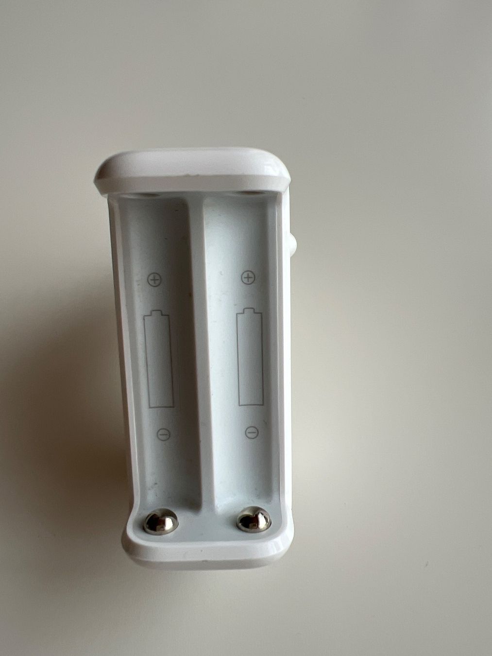 Apple Caricabatterie: 2 Apple Batterie Ladegerät – Usato da Chur venduto da van_hnc6