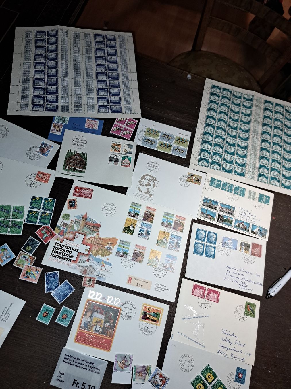 Tous les timbres: Briefmarken  Sammlung  – D'occasion à Kölliken par Upcycling-by-Mc-TAM 7