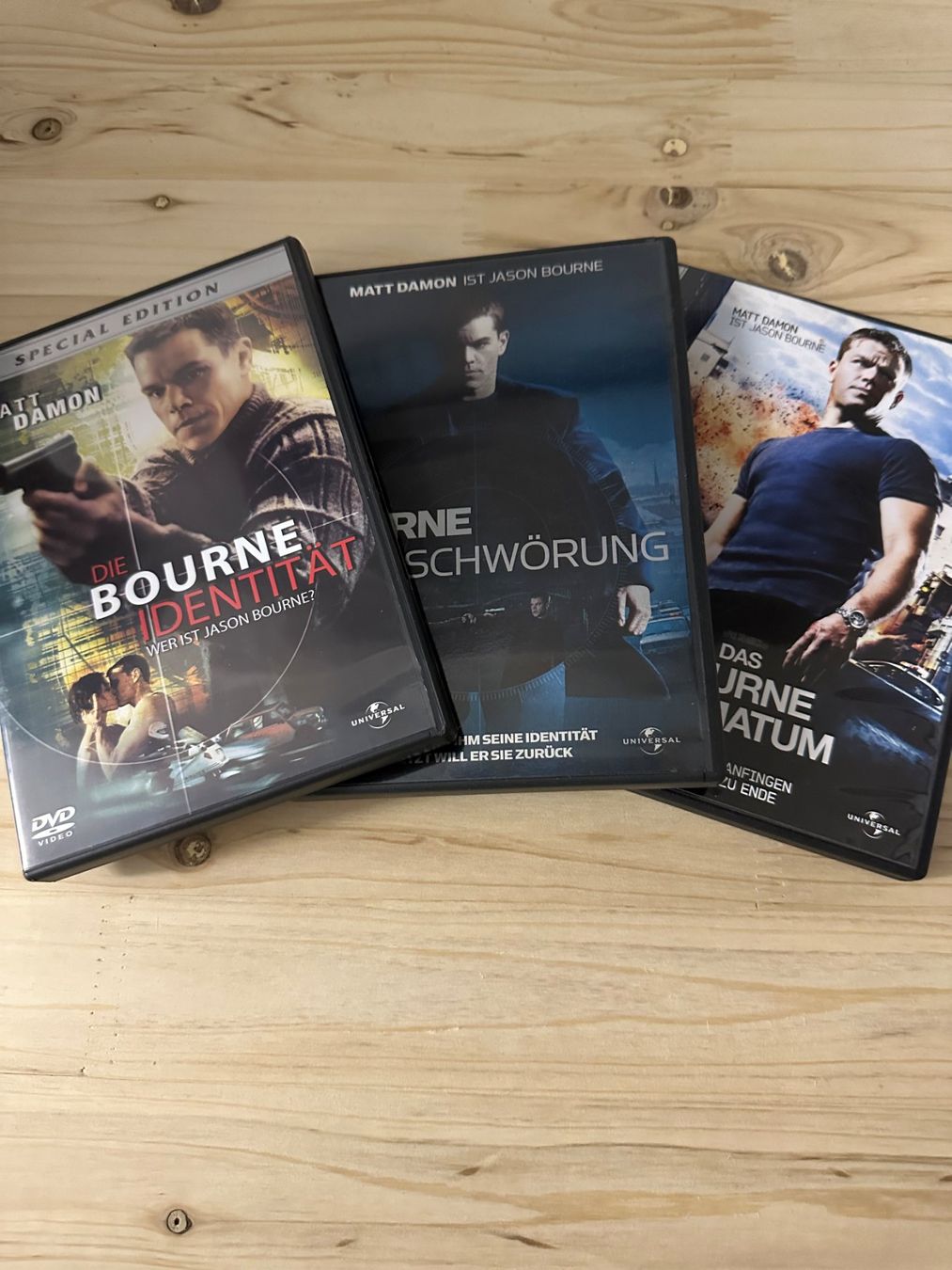 Tutti i DVDs: Jason Bourne - DVD Set - Gratis Versand! – Usato da Schlieren venduto da selected_goods