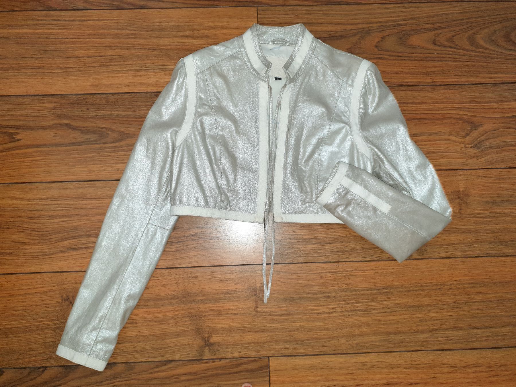 Boleros: Leder Bolero - Party Hingucker! Gr. 40 – Gebraucht aus Buchrain von Baba-Jaga