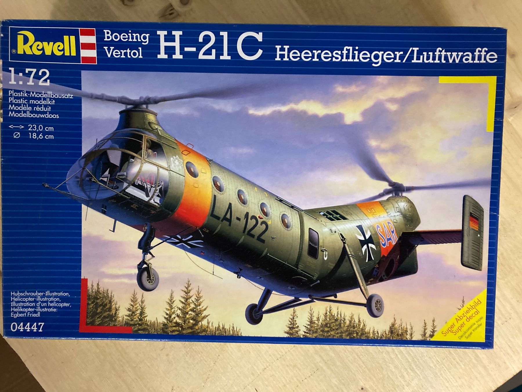 Revell Kit di modellismo & Modellini statici: Flugzeug Plastikbausatz – Nuovo (secondo la descrizione) da Frauenfeld venduto da oli_hy8j