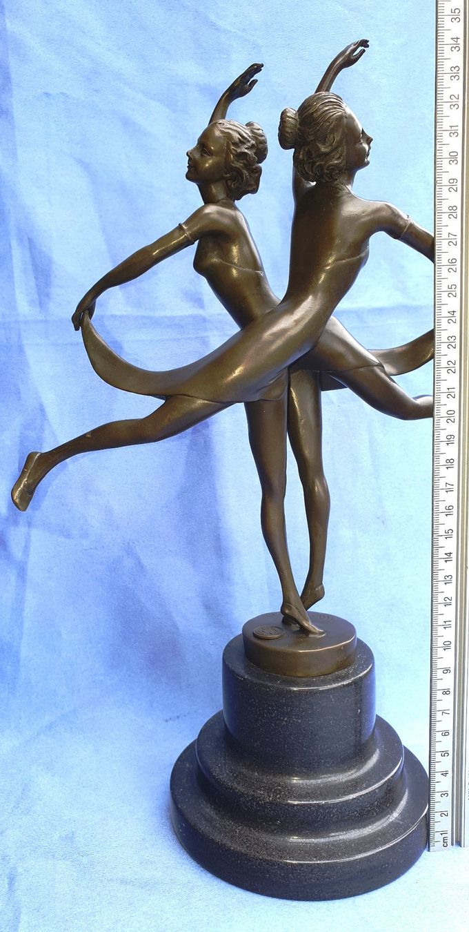 Sculture & Statue: BALLERINES sign. Aldo Vitaleh – Nuovo (secondo la descrizione) da Nyon venduto da Ornitorynx 4