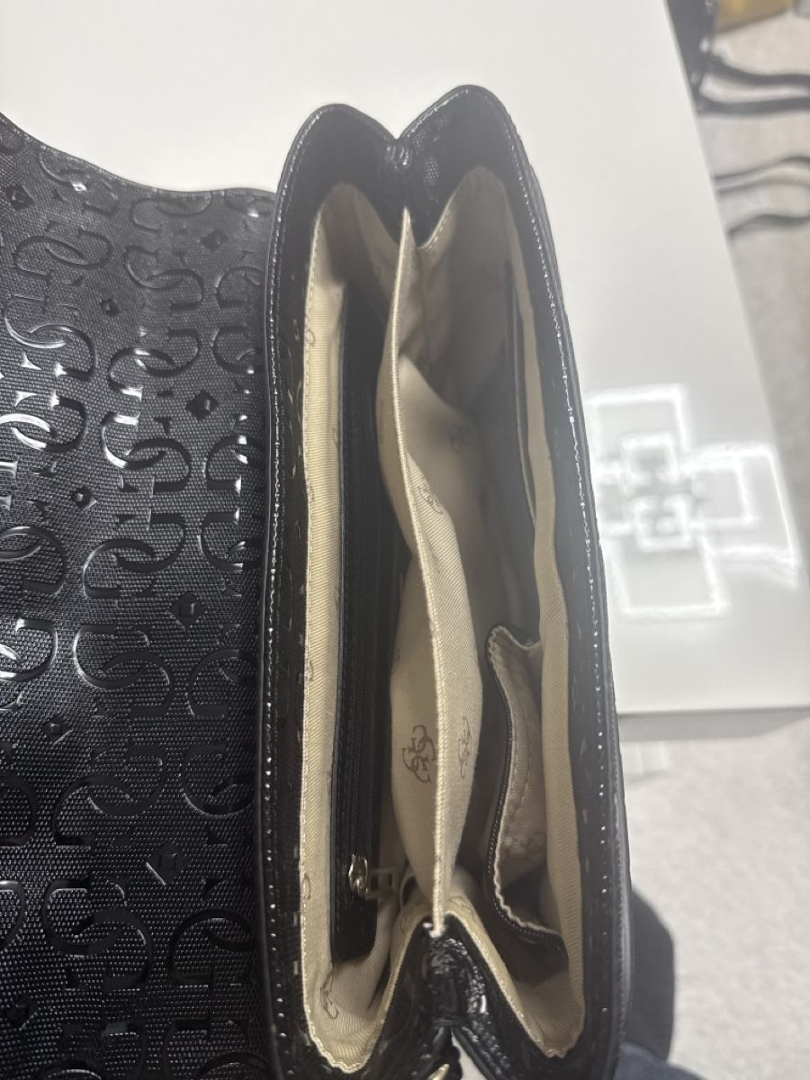 Guess Borse da donna: Guess Handtasche – Nuovo (secondo la descrizione) da Hausen AG venduto da balisht 2