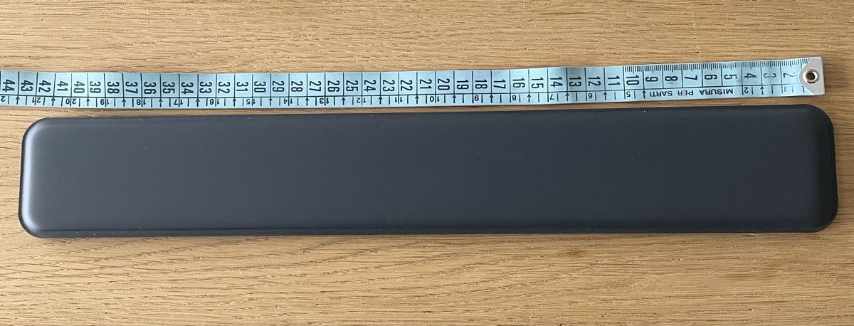 Logitech Tastiere: Handballenauflage MX Palm Rest von Logitech – Nuovo (secondo la descrizione) da Horw venduto da Spi8992 1