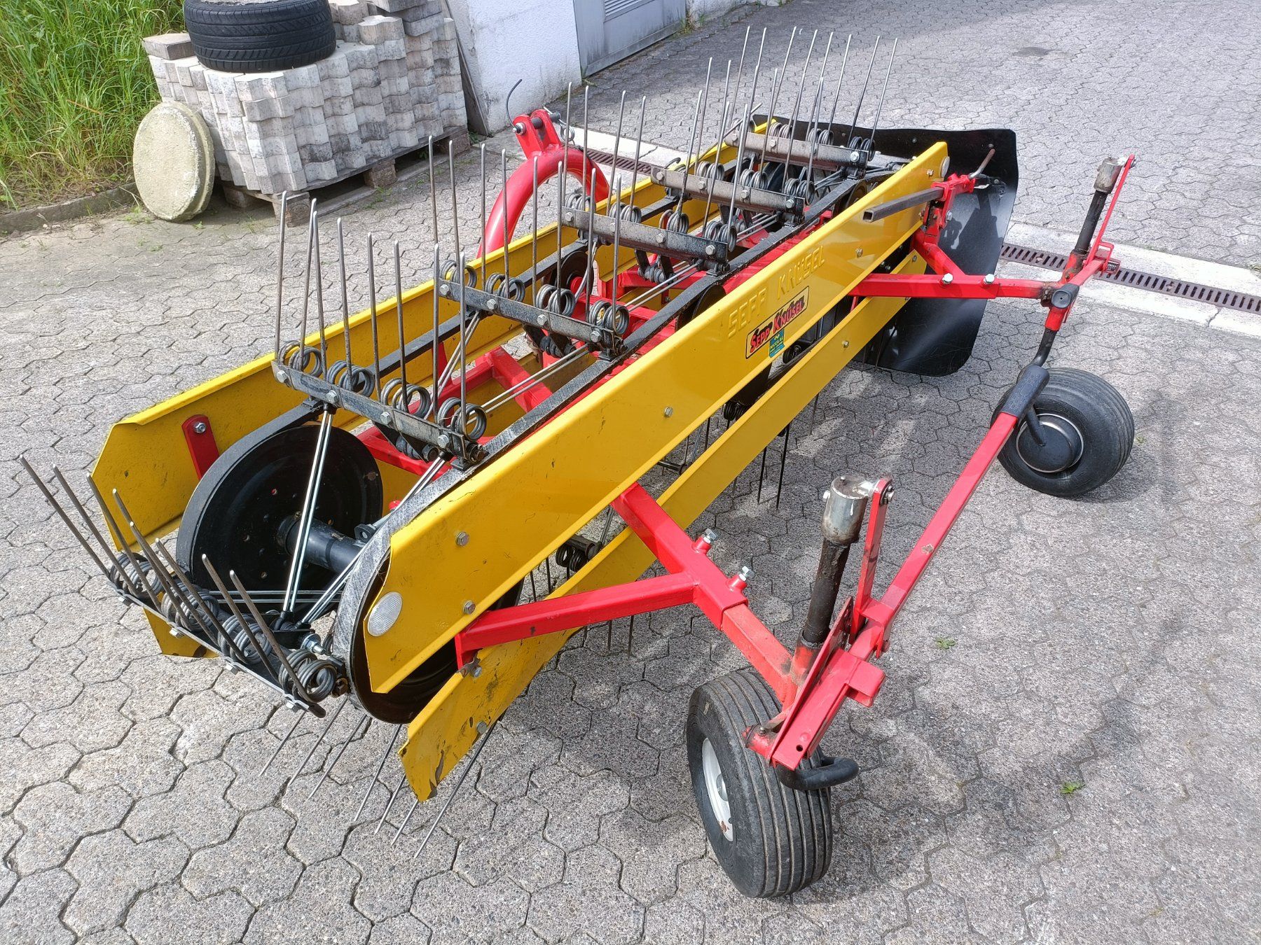 Raccolta foraggio grezzo: Bandheuer Knüsel 230 – Difettoso da Appenzell venduto da surum 1