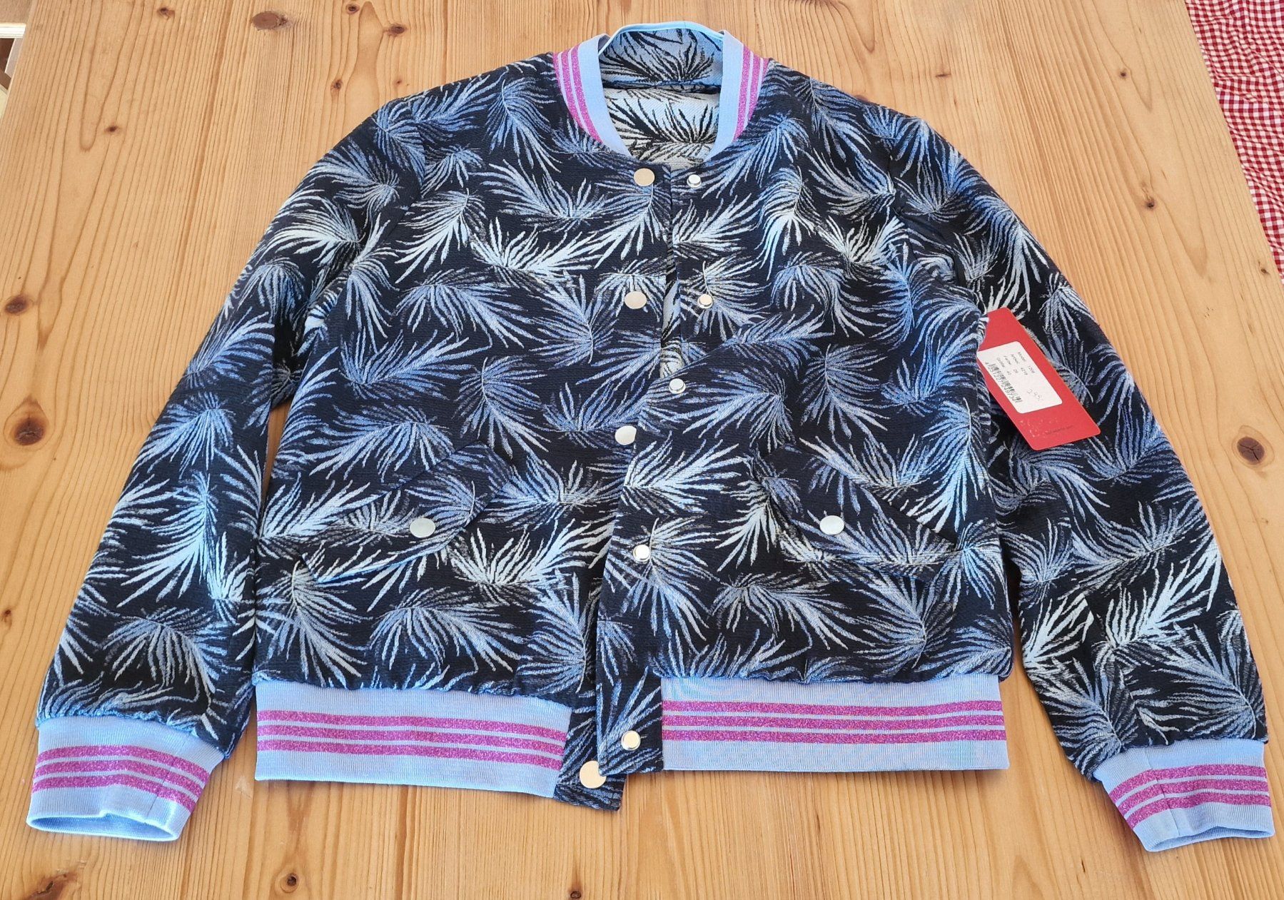 Jacken: IQ Berlin Jacke   gr 40 – Neu und originalverpackt aus Chur von car_5clc