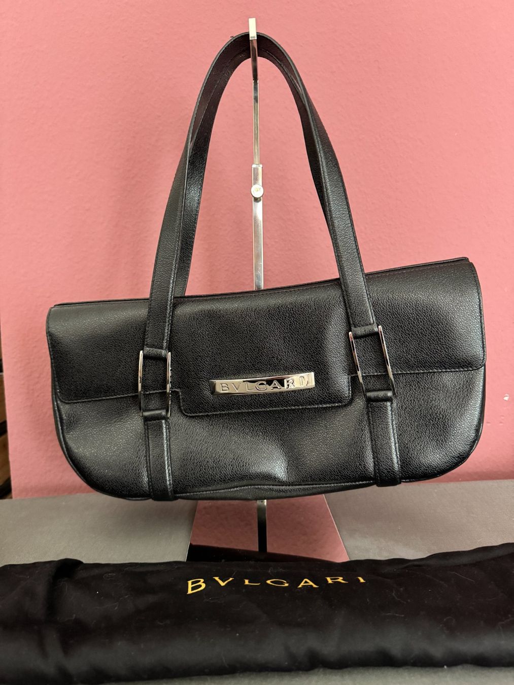 Bulgari Borse da donna: Bulgari Schultertasche schwarz-silber – Usato da Muttenz venduto da einfach-schoen 6