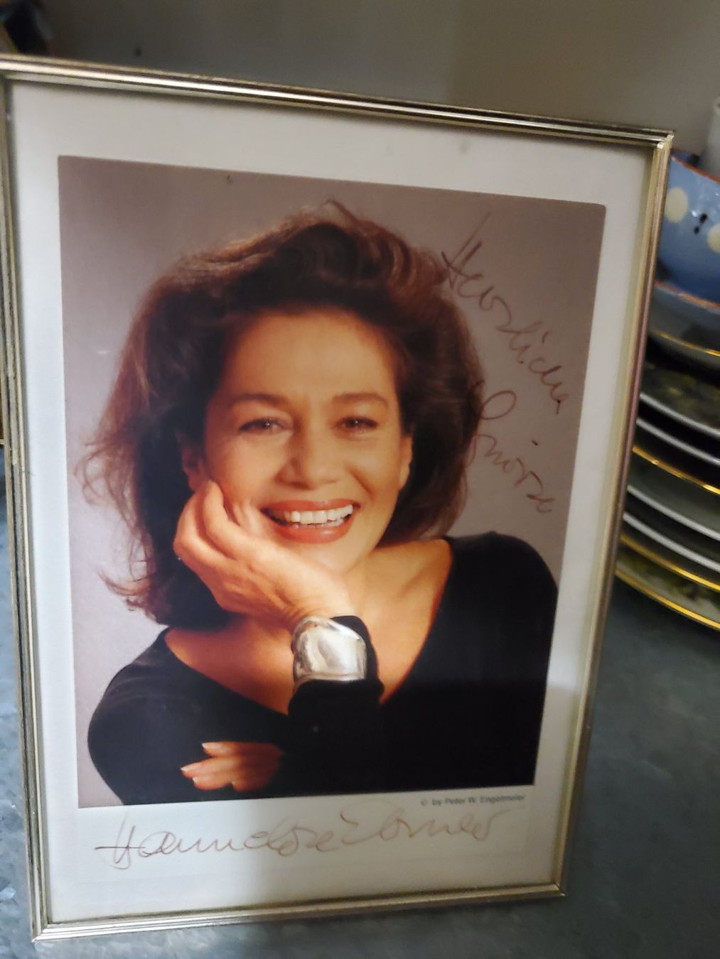 Autografi: Autogrammkarte Hannelore Elsner – Usato da Balsthal venduto da redcarpet