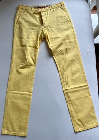 Sommerliche, gelbe Herrenhose, Grösse 32/34, Top Zustand