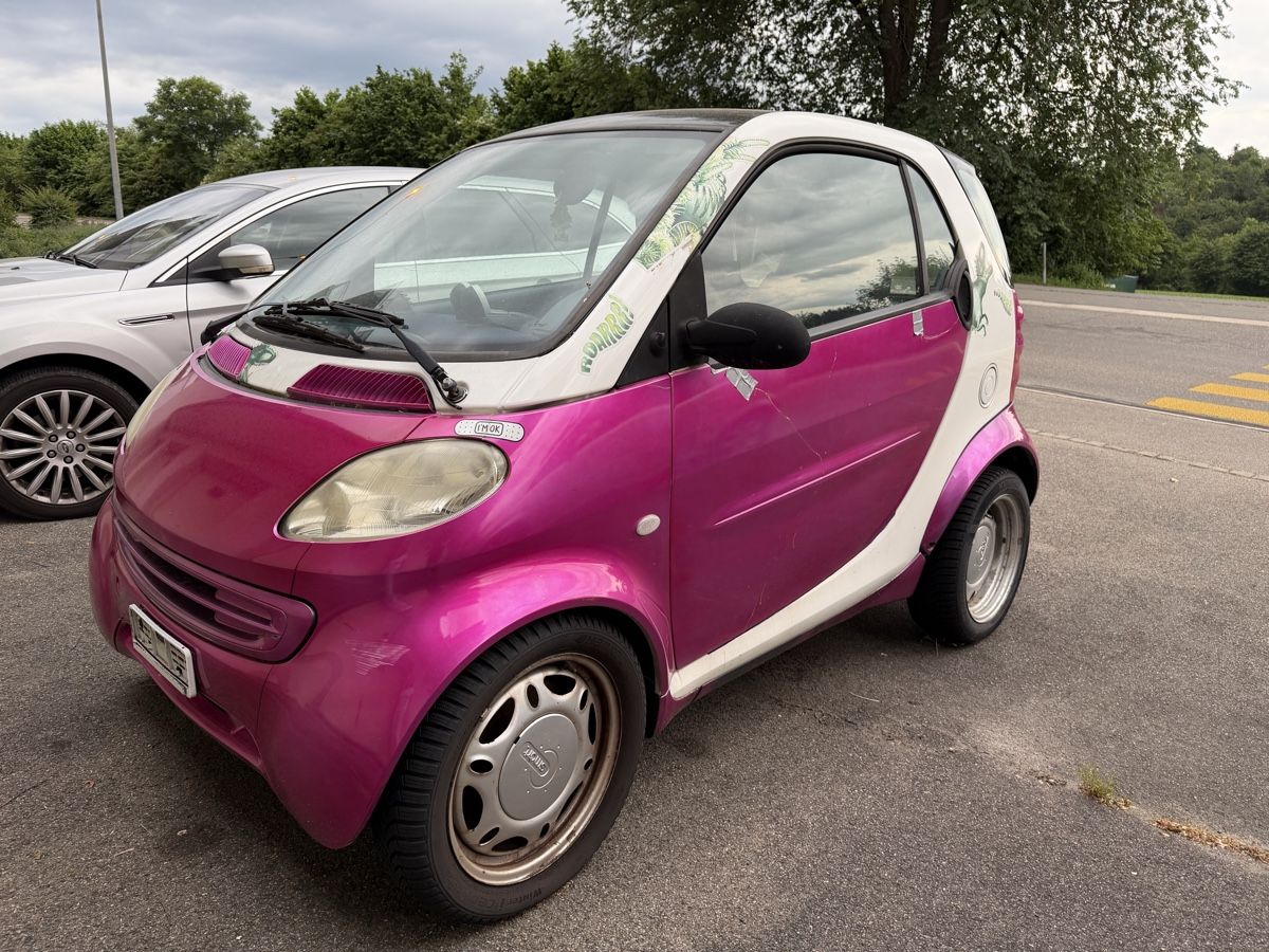 Smart Automobili: Smart Fortwo Pink – Usato da Villarepos venduto da BestDeals52 1