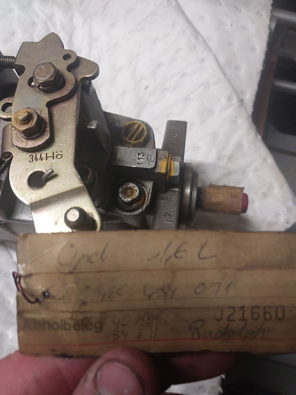 Opel Tutti pezzi di ricambio auto: Einspritzpumpe Opel Ascona/ Kadet 1.6D – Usato da Lienz venduto da Nauer79 2