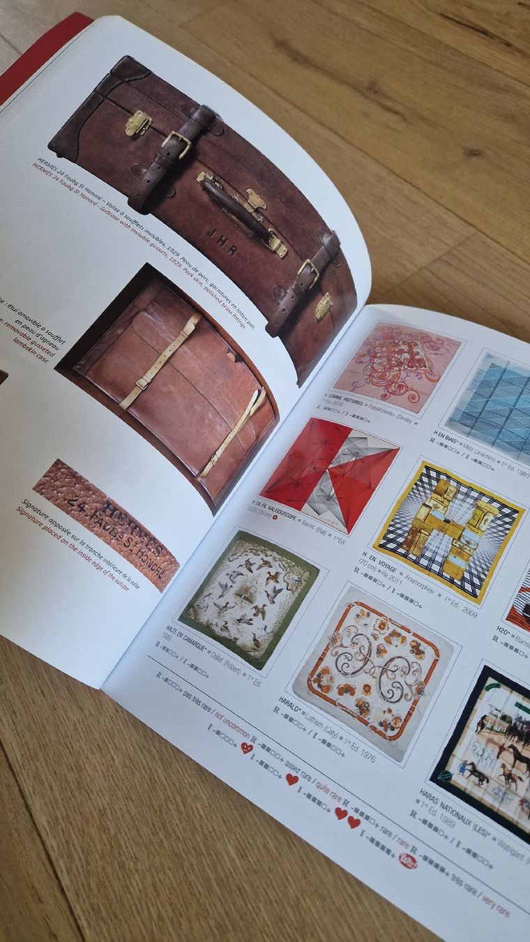 Libri: Livre de référence, Carrés d'Art de Hermès – Usato da Collombey venduto da Preloveditems 2