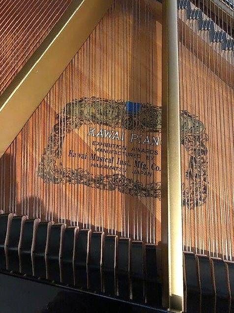 Kawai Musikinstrumente: KAWAI KF-1/164 – Gebraucht aus Bern von Heutschipiano